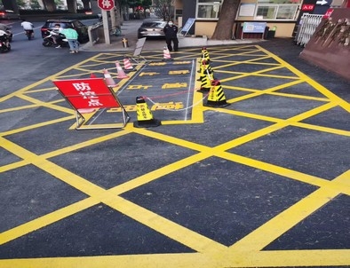 廊坊廊坊厂区划线，园区停车场划线，车库标识标线